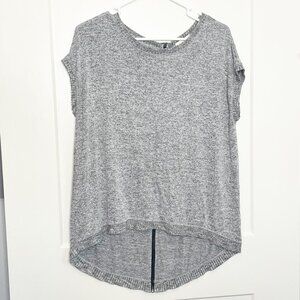 Women’s Matty M Gray Top Size Medium